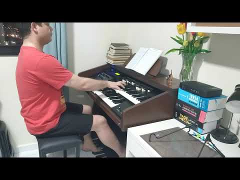 Bendito o Rei que veio do céu! Hino 135 CCB.