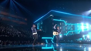 Ed Sheeran – Castle On The Hill &amp; Shape Of You feat. Stormzy [Live from the Brit Awards 2017]