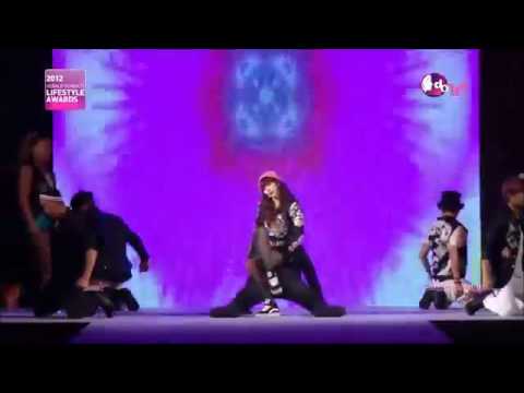 Hyuna_-_Ice_Cream_in_Herald_Awards_2012.12.11_2012_mama_melon_ama_ema_christmas_concert_psy_donga