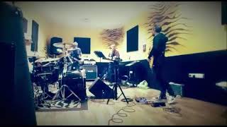 IL PRIMO E ULTIMO UOMO COVER POOH CANTA SANDRO RUSSELLO