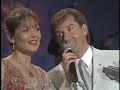 Daniel O’Donnell & Mary Duff- Top Of The World (Live)