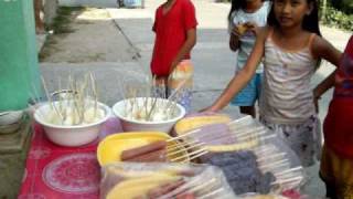 preview picture of video 'Cooking chicken in Maligaya, Philippines'