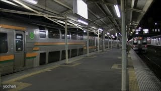 preview picture of video '【JR東日本】211系電車の並び 夜間滞泊と出発する列車 (高崎線) EMU train (JRE)'