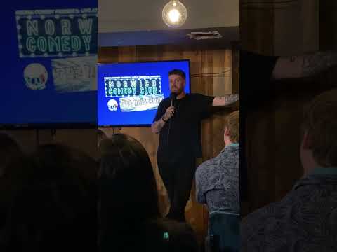 I only know two songs… #standupcomedy #standup #comedy #crowdwork