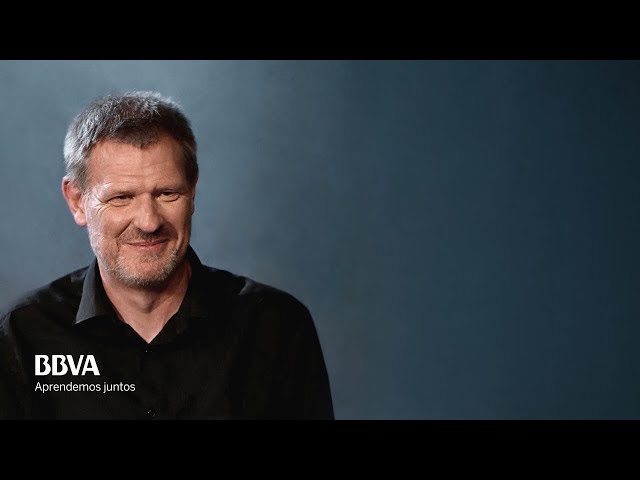 Vídeo relacionado con El club del desayuno: Descentralización del aula para el aprendizaje de la vida y creación de un círculo de seguridad y confianza en la adolescencia.