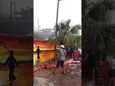 Un feroz incendio en San Luis La Herradura La Paz El Salvador.