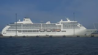 cruise ship MV Seven seas mariner leaving Tallinn (timelapse)