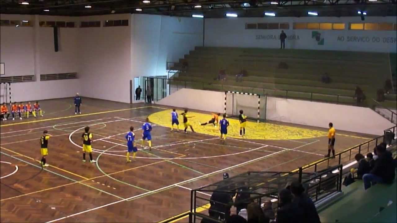 Alfa A.C. 1-0 Santa Isabel - Golo de Fabinho (70) - 17/11/2012