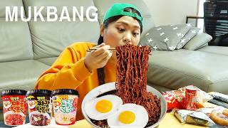 Download lagu Convenience Store Food Black Noddle Pororo Tteokbokki Mukbang DONA mp3