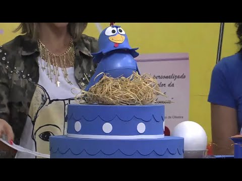 BOLO DE E.V.A DE GALINHA PINTADINHA Mulher.com 11/03/2013 Rosemary Ansante - parte 1