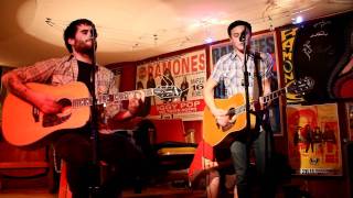The Flatliners - Maximum Piss and Vinegar (Dillinger Four Cover acoustic)