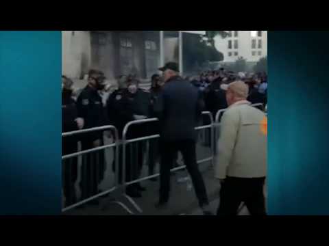 Protesta e 11 majit/ Momenti kur Sait Dollapi godet policine te kryeministria