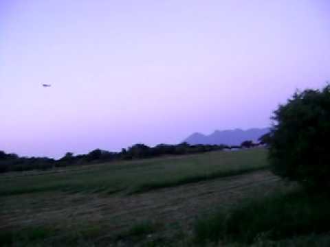 EMERGENCY LANDING BY Cessna 182 Skylane - GREEK VIDEO