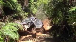 preview picture of video 'Newzealand 4x4 taiiris rd'