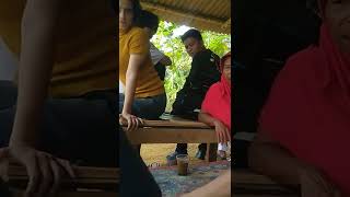 Download lagu emak barbar vs sean bule cantik nya luar biasa/jangan lupa subscribe. mp3