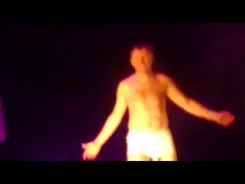 Limmy live - Glasgow - she's turned the weans against us