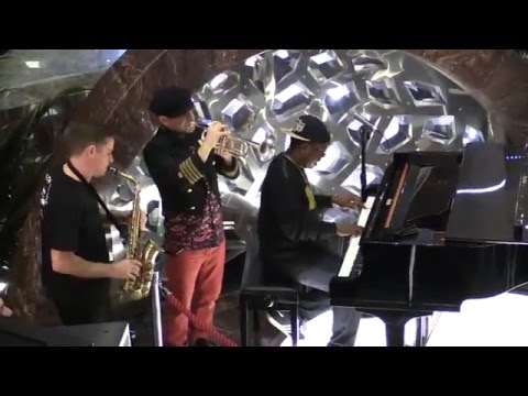 Nigel Hall 1/6/16 (Part 2 of 2) Jam Cruise - Never Gonna Let You Go