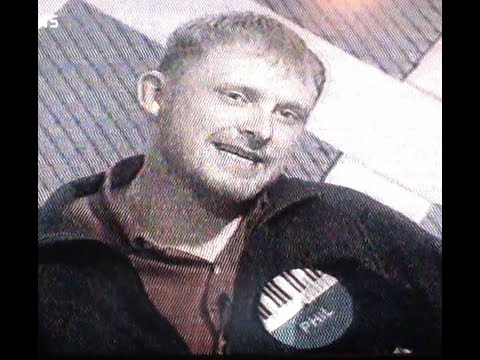 download lagu mp3 mp4 Phil Beckett, download lagu Phil Beckett gratis, unduh video klip Phil Beckett