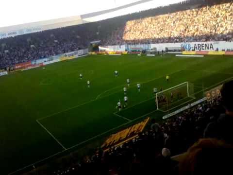 Indirekter Freistoß gegen Lautern