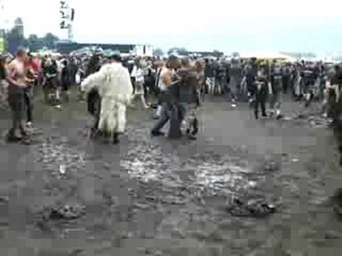 Schlammschlacht Wacken 08