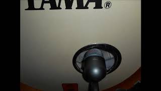 Video thumbnail for Shure Beta 52 vs Sennheiser e602 II by Estudio Tamboril