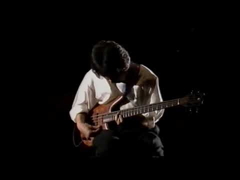 The Entertainer - Yoshihiro Naruse