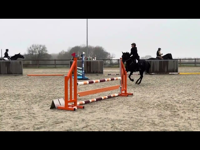 Ponette de sport 148 cm 6 ans ONC