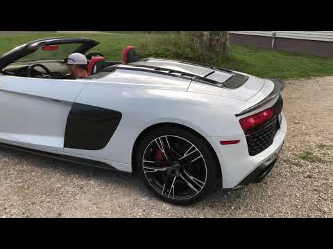 2021 Audi R8 Spyder walk around
