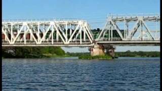 preview picture of video '2M62 (BE) & 2TE10U (LDz) on railway bridge in Jelgava 31.05.09.'