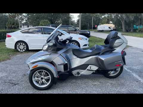 2011 Can-Am Spyder® RT SM5 in Sanford, Florida - Video 1