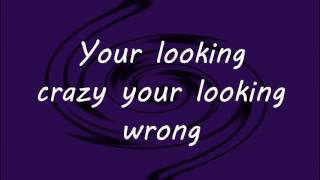 Pretty little Psycho Lyrics