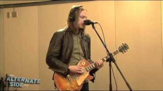 The Greenhornes - "Song 13" (Live at WFUV/The Alternate Side)