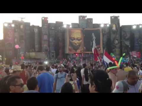 Tomorrow World 2013 - Alesso - Introduction
