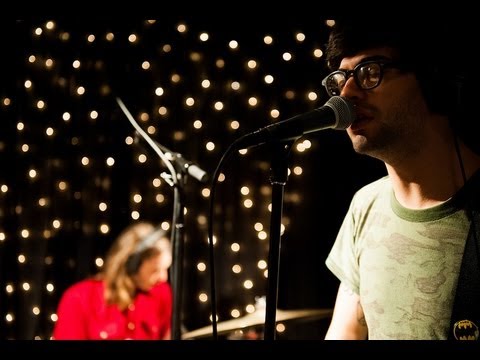 The Men - Settle Me Down (Live on KEXP)