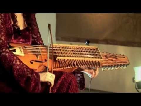 ANA ALCAIDE: DEBAJO DE LOS TILOS Live- Sinagoga del Tránsito de Toledo 2009