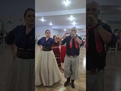 Apresentação dos formados de Itapejara Do Oeste Pr BATE PALMA 👏 👏 👏