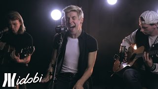 idobi Sessions: As It Is - &quot;Pretty Little Distance&quot;