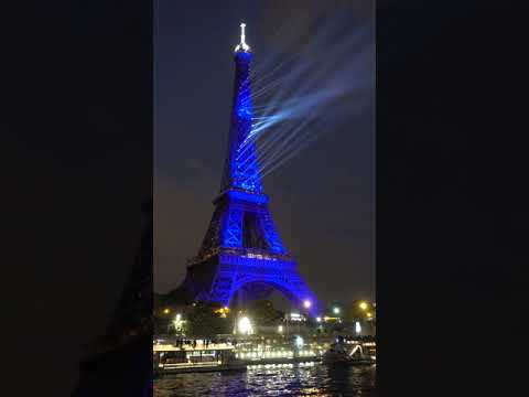 4K video, Eiffel Tower celebrates 130th anniversary (light show)