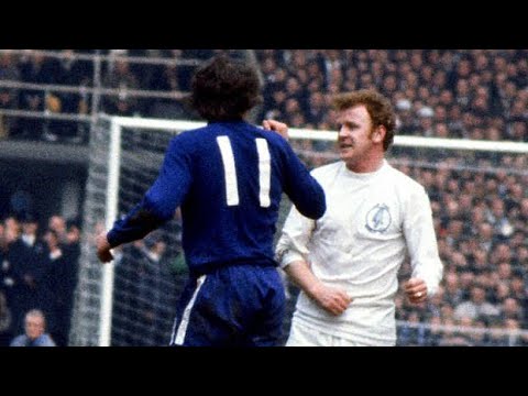 The most BRUTAL match in English Football History | LEEDS UNITED vs CHELSEA - The Rivalry
