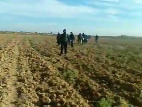 توجه عناصر كتيبة عباد الرحمن الى كتيبة الدفاع الجوي المتمركزة بالقرب من مطار دير الزور العسكري