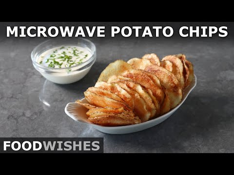 Here's A Nifty Hack For Cooking Potato Chips In Your Microwave