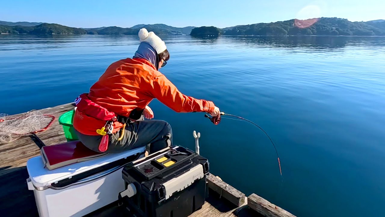 冬だから、今日も釣れないと思っていたら・・・竿が一気に曲がった！！