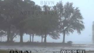 preview picture of video '8/29/2005 Hurricane Katrina, Biloxi, Mississippi, Part 1 of 6'