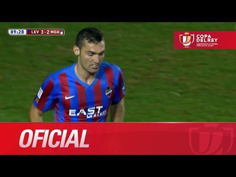 Expulsión de Barral tras marcar con la mano