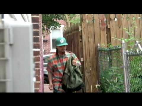 "Hustle Sum Thangs" Radimez feat. Gillie Da Kidd and Black Deniro (Official Video)