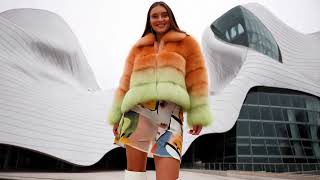 Winter Coat With Short Skirt #fashiontrends #fashionstyle #womensfashion #fashionstyle #fahionshow