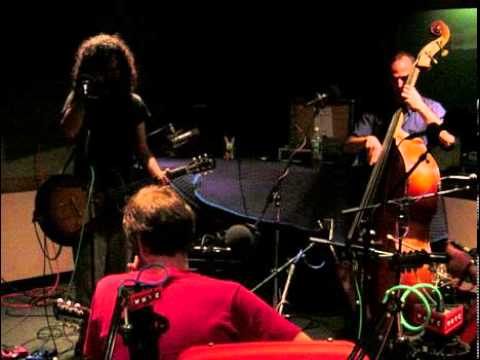 Silver Mt. Zion - Babylon Was Built On Fire/Starsnostars - Live Spinning On Air 11/06/05