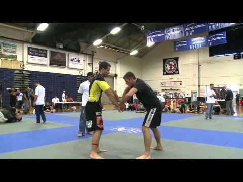 2011 FGO No Gi Quarter Finals Diego Gamonal vs Beau Decourey