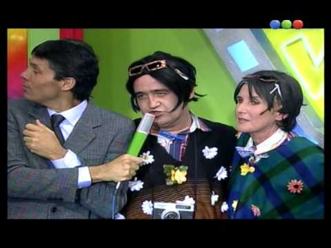 Waldo sings with his mom to win Angie's heart - Videomatch 99