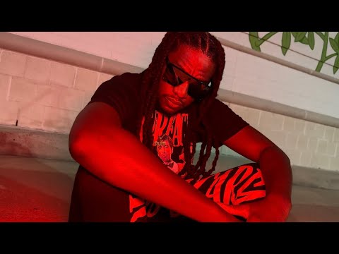 DUFF COSMIC - Money Cant Buy My Soul (Music Video)